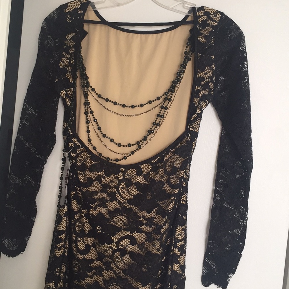 Dress - Picture 2 of 3